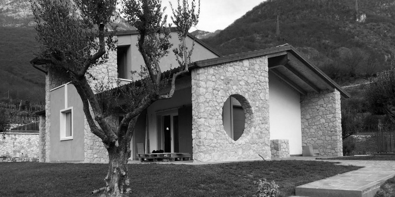 Villa C--Val d'Adige